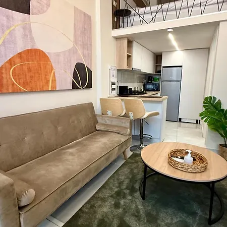 Trinity Loft - Near Metro - Self Check-in - Fast Wi-fi *
