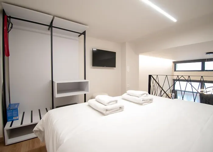 Trinity Loft - Near Metro - Self Check-in - Fast Wi-fi Appartement