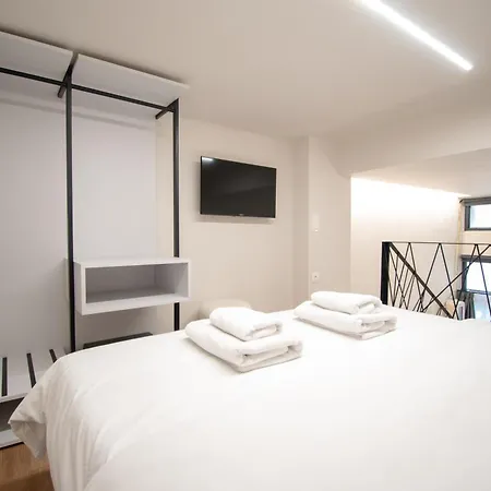 Trinity Loft - Near Metro - Self Check-in - Fast Wi-fi דירה
